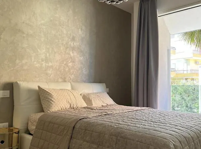 Apartment Modern And Spacious With View. *