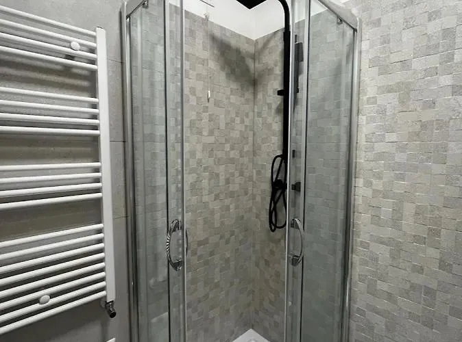 Modern And Spacious With View. * Gallipoli